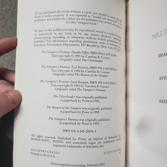 The Vampire's Promise by Caroline B Cooney (paperback) - Picture 3 of 7